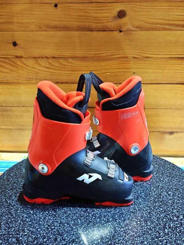 LYŽIARKY NORDICA SPEEDMACHINE J3 23MP